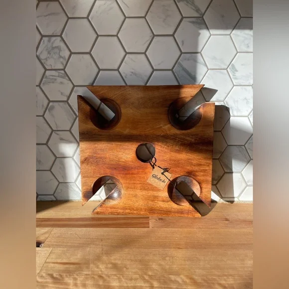 Wooden Rack - Picture 2 of 8